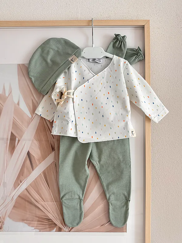 outfit with dots green reborn doll accessory
