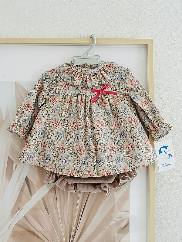 set with flowers and bow reborn doll accessory