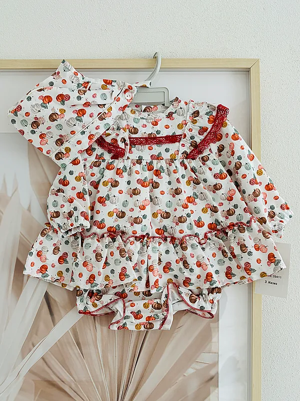 outfit with pumkin reborn doll accessory